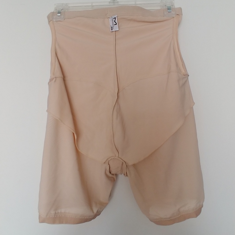 EUC Maidenform Firm High Waist Shapewear - Picture 4 of 6